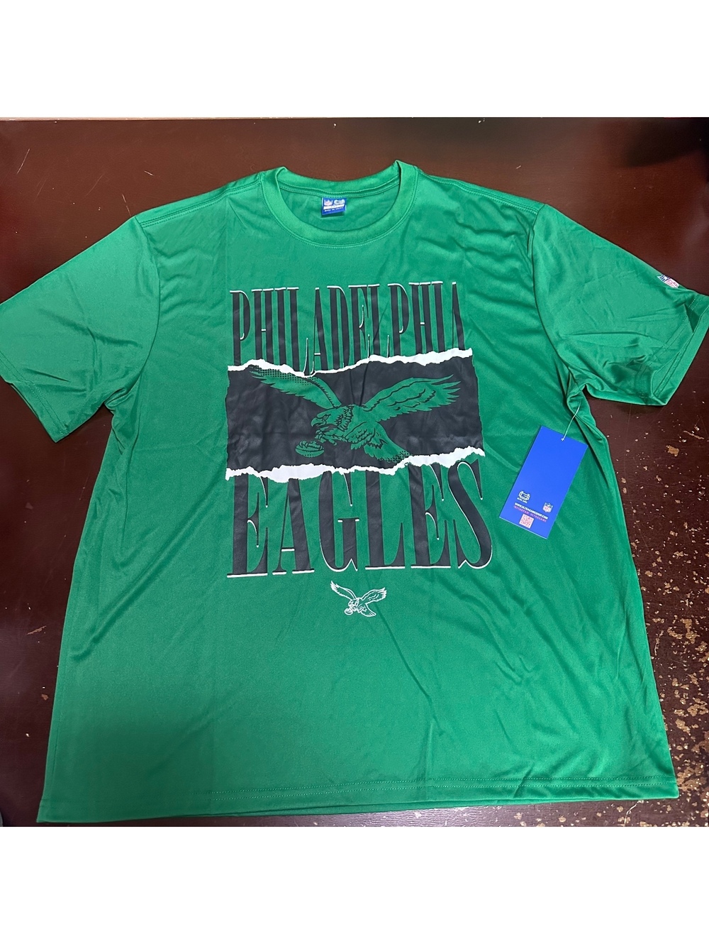 Philadelphia Eagles green NFL retro logo, graphic short sleeve T-shirt XXL